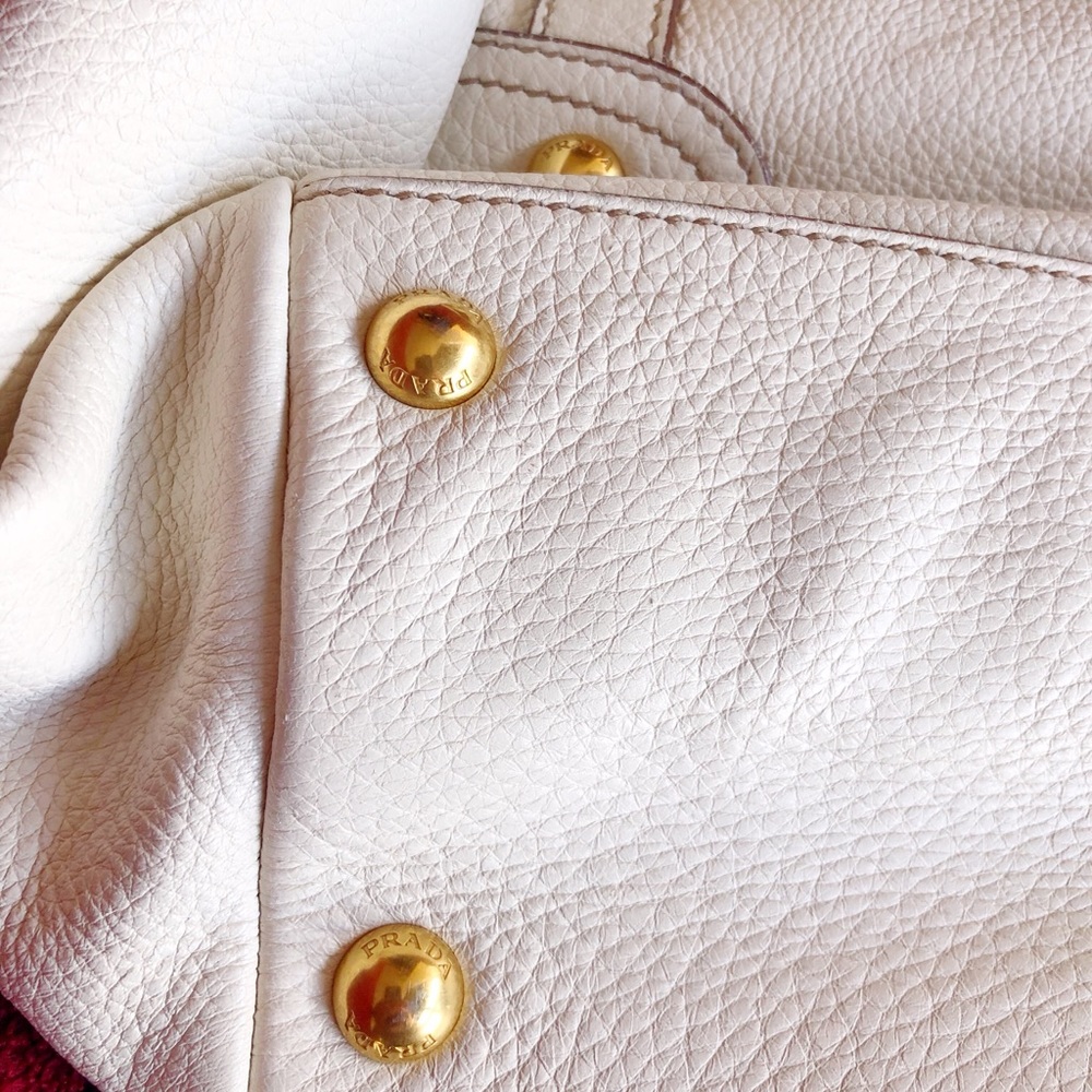 White deerskin leather Prada tote - Picture 8 of 8